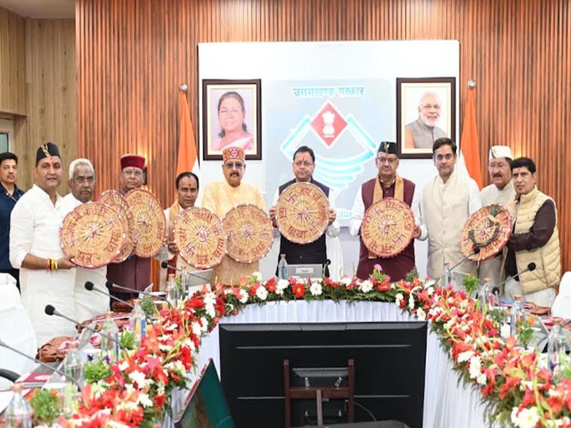 भारत-नेपाल अंतरराष्ट्रीय सीमा से सटे बनबसा में धामी कैबिनेट की बैठक, शासन को सीमांत क्षेत्रों तक ले जाने की नई पहल